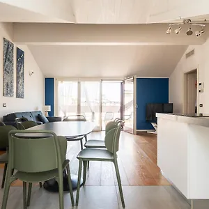 Easyhomes - Brera Luxury Appartamento