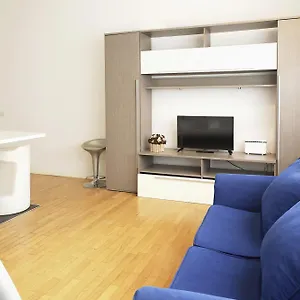 Apartament Rio Central M3 Sondrio E Stazione Centrale